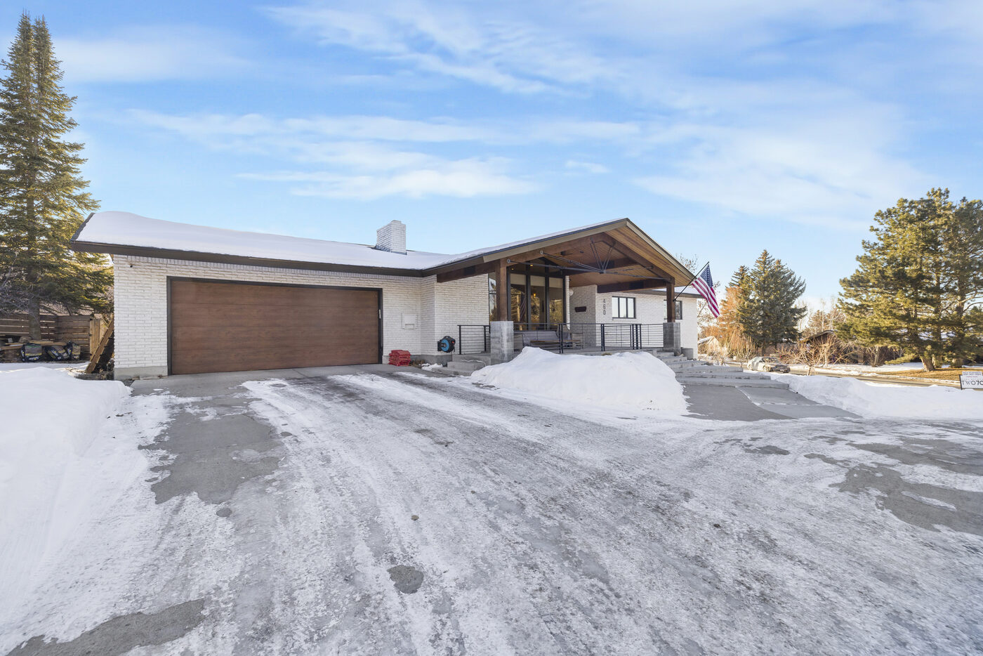 Front exterior during daytime